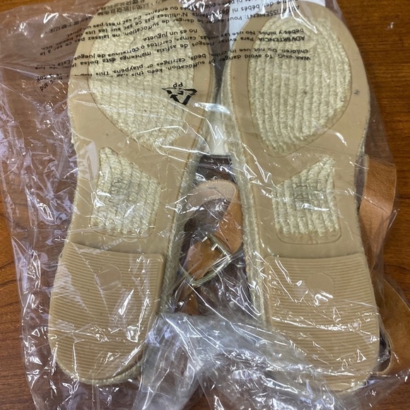 J Crew Made-in-Spain ankle-strap espadrilles in leather
Item BT392 - Picture 3 of 3